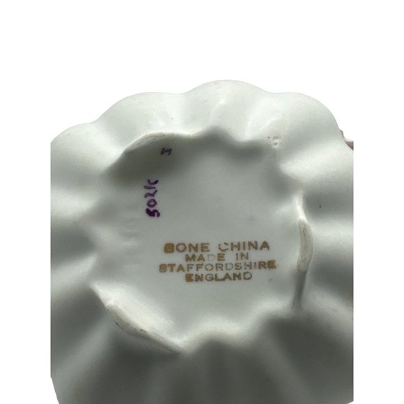 Vintage Bone China Florals in Vase Staffordshire England - Picture 7 of 7